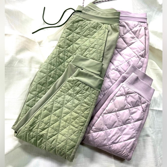 Athleta Pants - Athleta Quilted Joggers in Sage and Lilac